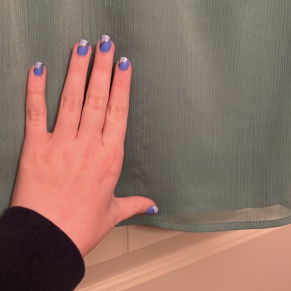 Green Lace Tank Top - Picture 6 of 6